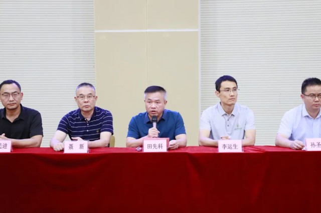 图片 2.jpg