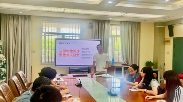 图片 1.jpg 图片 1.jpg