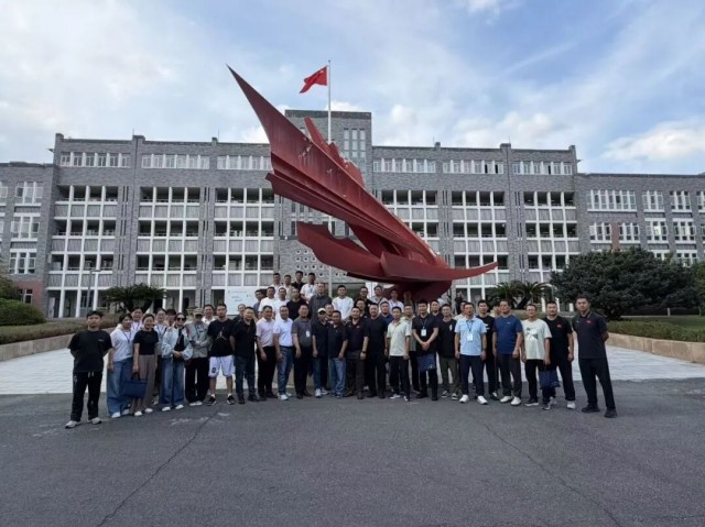 图片 10.jpg 图片 10.jpg