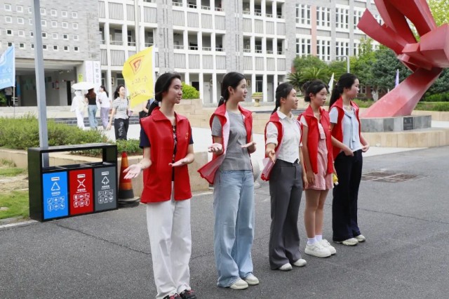 图片 1.jpg 图片 1.jpg